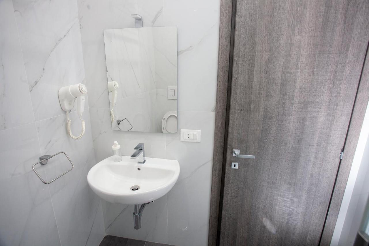 Amazing Napoli Bed and Breakfast Εξωτερικό φωτογραφία